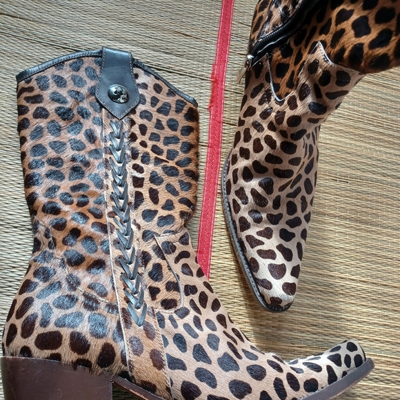 Pre-owned Rockwell Tharp 👢 👢 - Picture 5 of 16